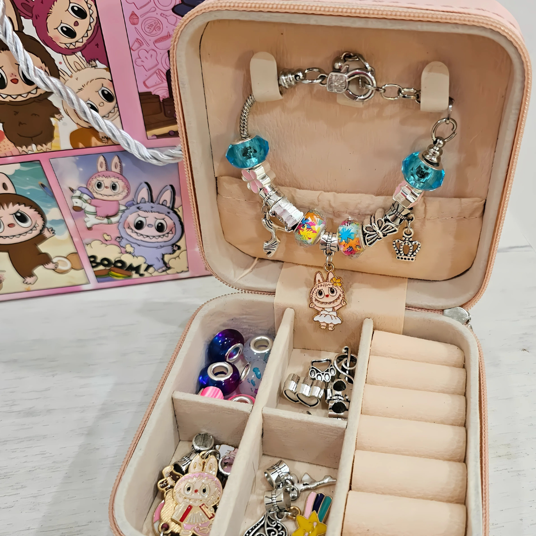 Set narukvica -Prelep set u kutiji